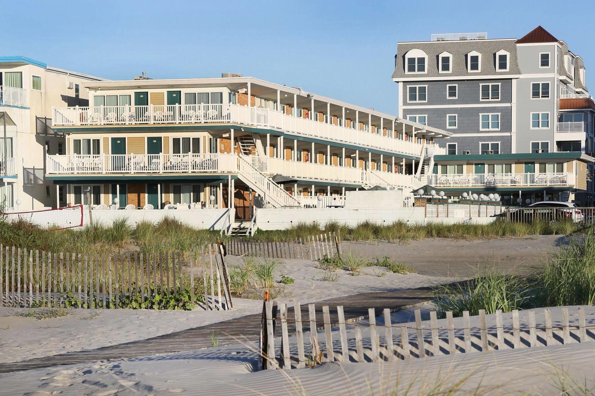 Monterey Resort Wildwood Crest Exterior photo